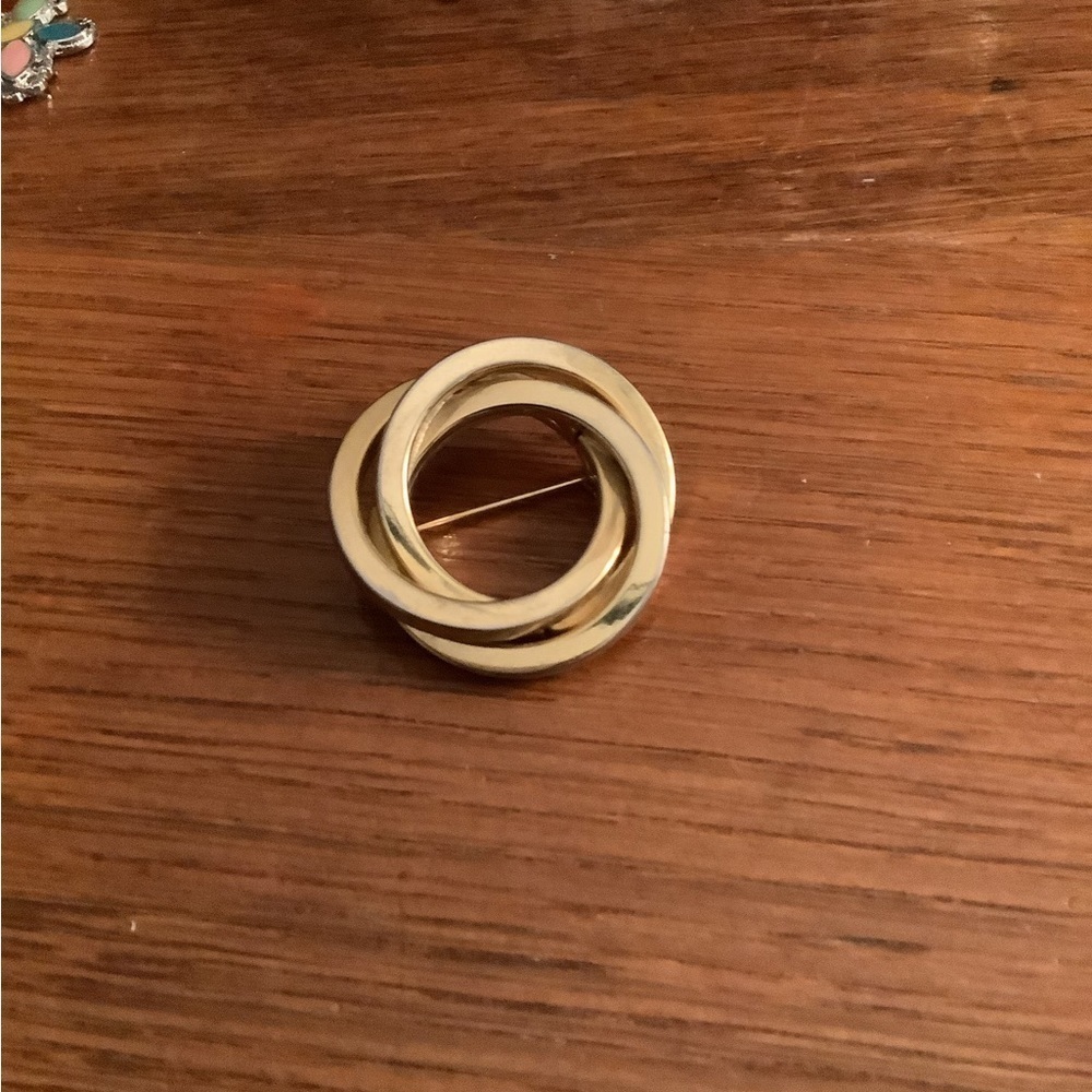 Vintage Double Circle Brooch - Picture 2 of 3